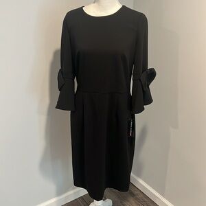 Donna Morgan Black Bell-Sleeve Knit Sheath Dress